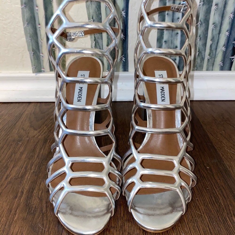 Steve Madden chunky heels - Picture 2 of 4